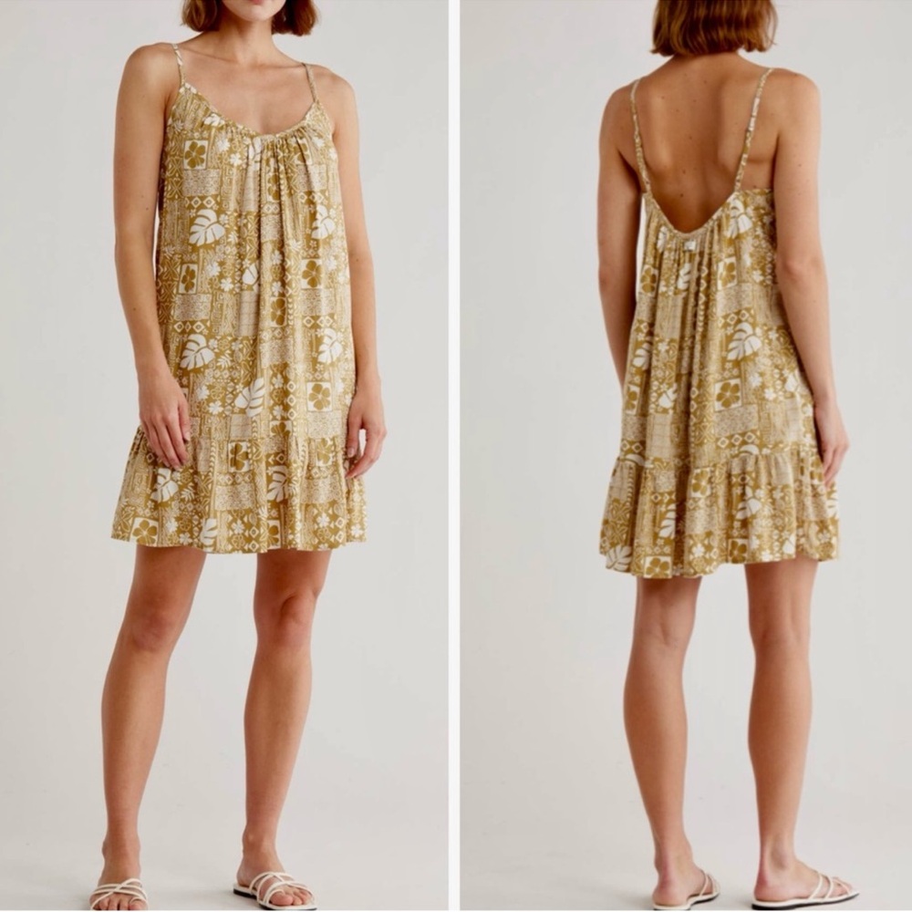 Billabong Sunny Daze Tiered Mini Dress With Tropical Print